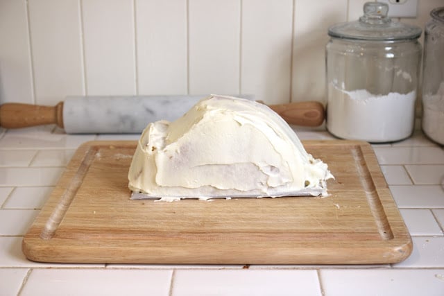 osterkuchen rezept hasenform butter sahne bestreichen