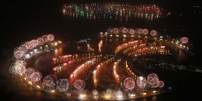 Rekord-Feuerwerk in Dubai silvester 2014 insel palm jumeirah