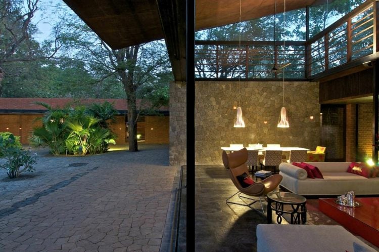 terrassen-ideen modern stuhl lounge lampen beistelltisch