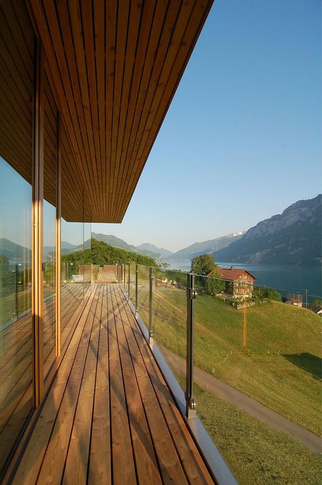 Der Balkonboden aus Holz ausgezeichnete Optik und Wetterbest 228 ndigkeit