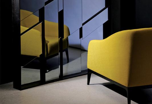 Deko-Design-Ideen-zimmer-stuhl-schwarz-regen-spiegel-genannt