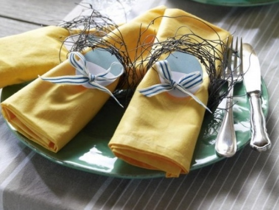 Frühlingszeit-Ostern dekorieren-Tafel-Serviettenringe zum nachbasteln