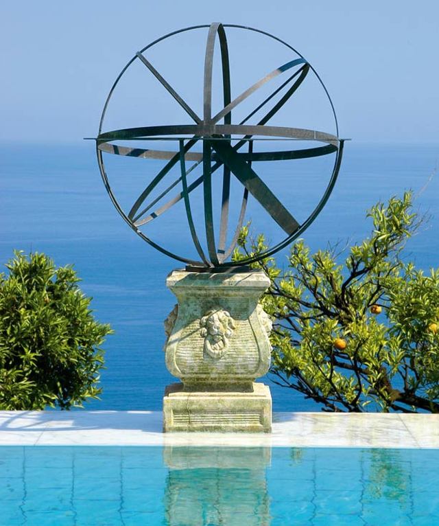 mediterraner Wohnstil Metall Figuren Deko Skulptur Pool
