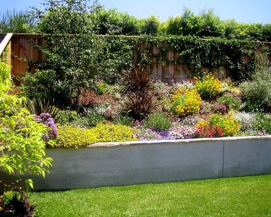 Gartenmauer Beton-bauen Ideen-Sichtschutzwand aus holz