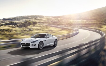 Jaguar-F-Type-R-Coupe-2015-vorn3