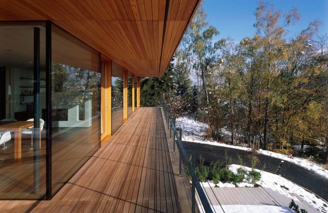 Balkonboden aus Holz raumverglasung rusitkales-holz balkon-boden-verlegen 