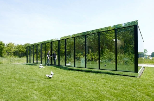 das moderne Flachdach-spiegel Glasfront johan-selbing architecture