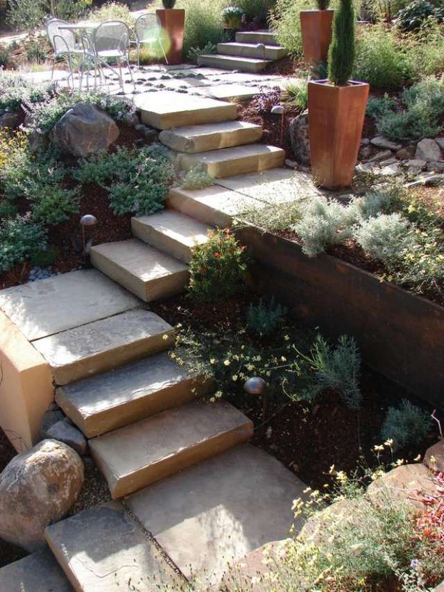 Treppen im Garten verlegen terrain-gestaltung-ideen Stein-landschaftsbau