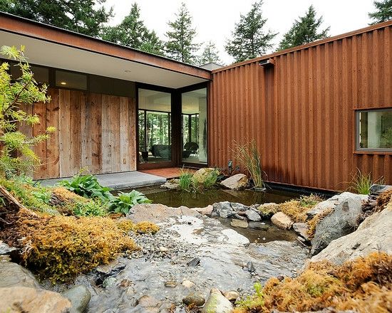 Wald Hütte Garten-Gestaltung Steine Wasser Teich Moos