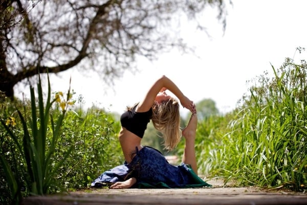 Yoga für straffe Oberschenkel seele körper heilend 