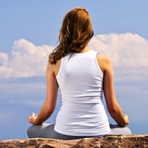 Yoga Übungen richtige Atmung erfrischend beruhigend wirken Stress befreien