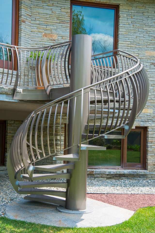 außen treppe design-spindeltreppe-edelstahl konstruktion
