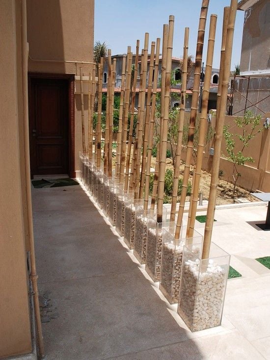bambusstangen deko kies eingang blumenkübel