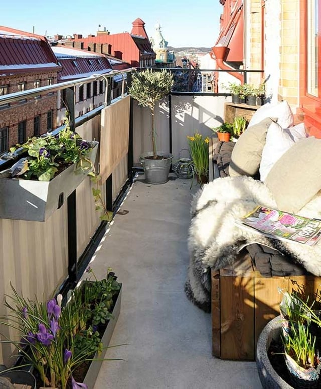 beige Stoffe Balkonkasten modern skandinavischer Wohnstil Appartement Wohnung