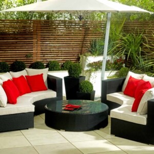 gartenmöbel-design-wunderschön-entspannend-wirken-pflanzen-frische-luft