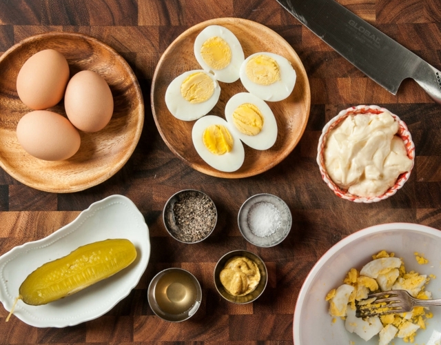 hart gekochte Eier Rezepte lecker Hühnereier zu Ostern zubereiten