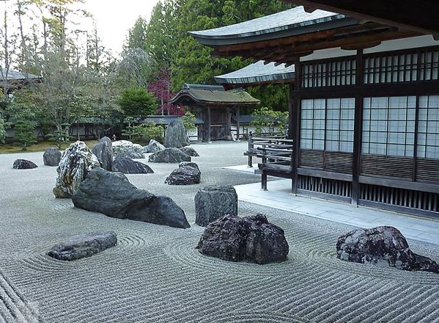 japangarten gestalten anlegen-trockengarten mit steinen