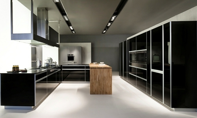 Küche schönes Design clevere Raumplanung Hochglanz Theke