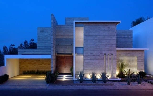 Einfamilienhaus Neubau minimalistische Architektur Betonblocks