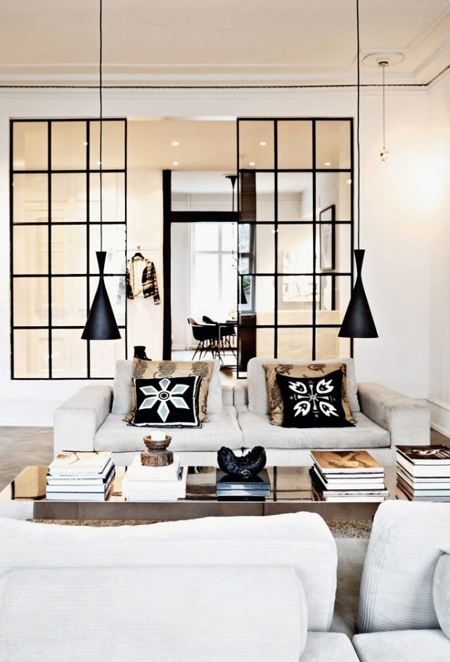 farbschema ideen schwarz weißes-wohnzimmer wohntextilien-couchkissen 
