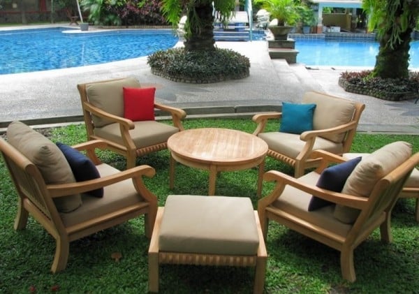 sitzgruppe aus indonesischem teakholz-rundtisch outdoor sessel