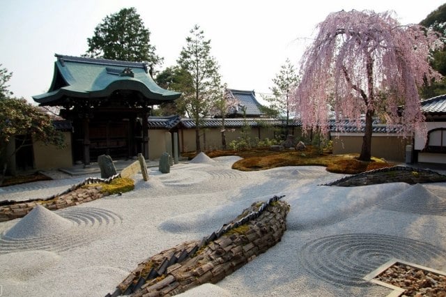 trockengarten naturmaterialien japangarten-richtig anlegen hinweise