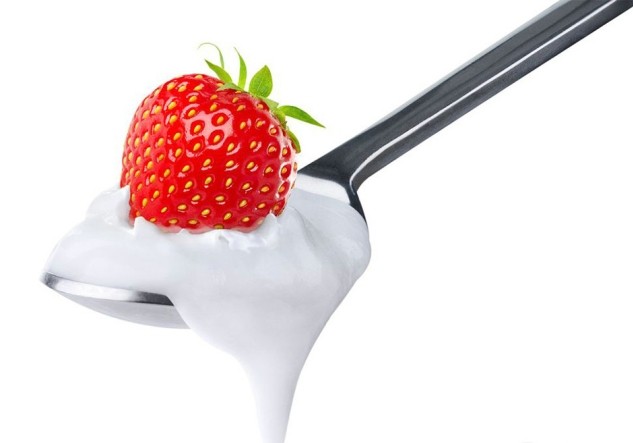 yoghurt erdbeere fettarm gesund löffel lecker