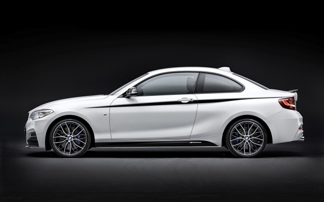 BMW 2er 2014 linke seite