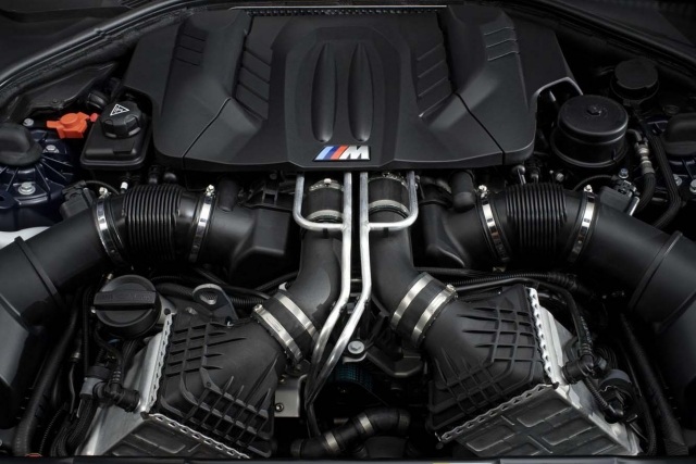 BMW M6 Coupe motor