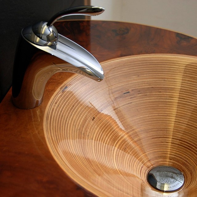 Waschbecken Holz edel luxuriös wasserdicht gemacht