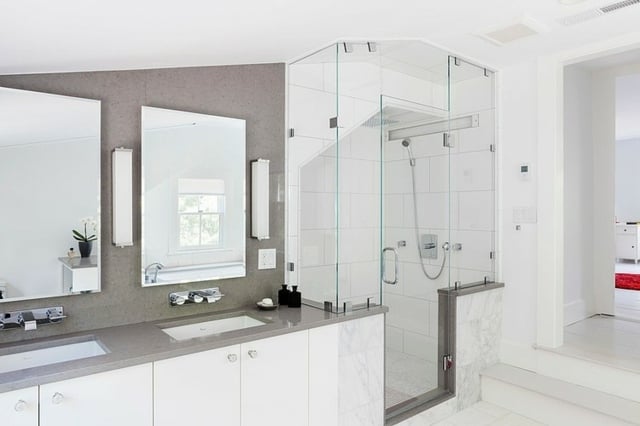 gestalten Duschkabine Glas Marmor Wand Badschrank Spiegel zwei Waschbecken