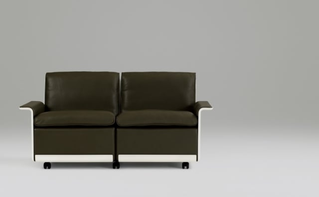mehrteilig sessel sofa schwarz weiß töne dominieren