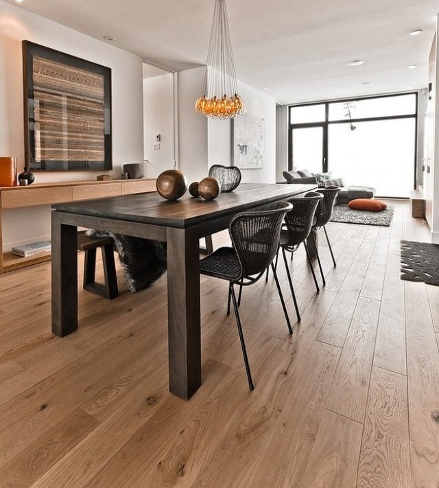 Esszimmer Boden Gestaltung Holz-Belag Tisch Pendelleuchten design ideen