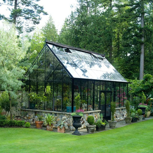 Gewächshaus im Garten bauen und anlegen was müssen Sie