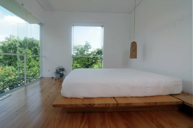 Wand Schlafzimmer Holz Bodenbelag Garten Blick