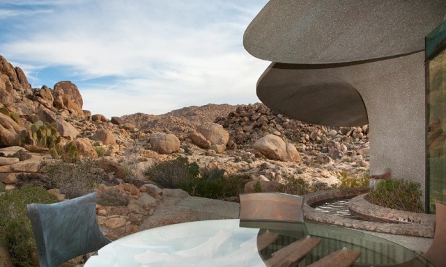 Haus wüste aussichtsterrasse modern-outdoor sitzgruppe