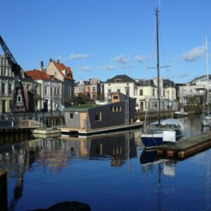 Hausboot Hafen Urlaub Deutschland modernes Design stilvoll Luxus