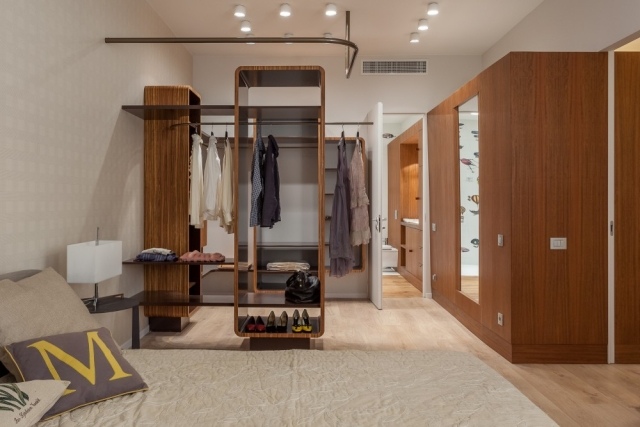 Idee für Wohnung einrichten schlafzimmer spiegel garderobe 