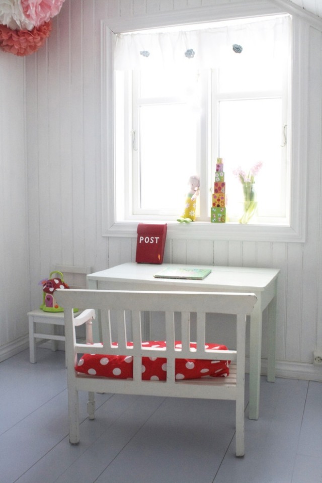 Schreibtisch-weiße Kindermöbel für kleinkinder Sitzbank Polsterkissen