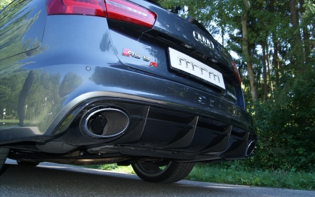 Audi RS6 2014 hinten1