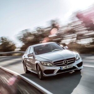 Mercedes-Benz-C-Klasse-2015-schön-design-vorn