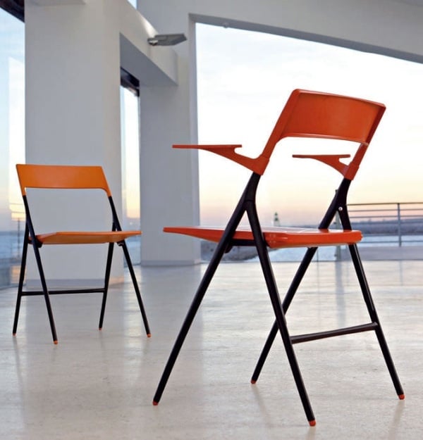 klappstuhl-orange Armlehnen-actiu PLEK-designer stuhl