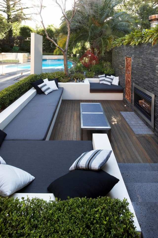 Outdoor Loungemöbel moderne einrichtung schwarz weiß polsterung kamin