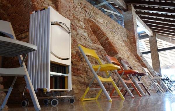 Praktische Stühle-gelb Ideen klappstuhl-design günstig leicht zu verstauen