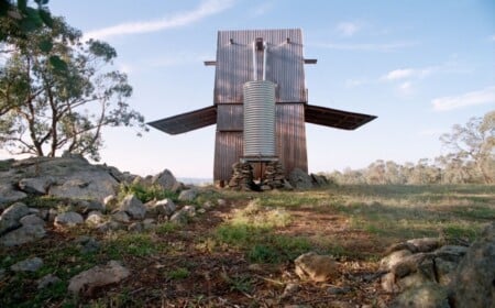 Regenwasserspeicher moderne campinghütte-camping platz-australien