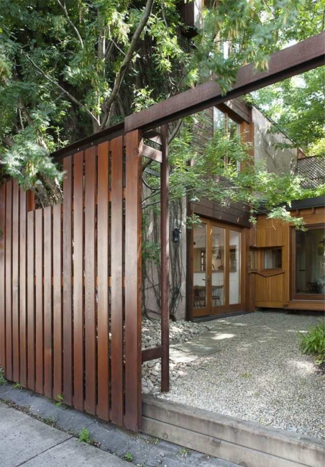 Holzzaun moderne Architektur minimalistischer Innenhof