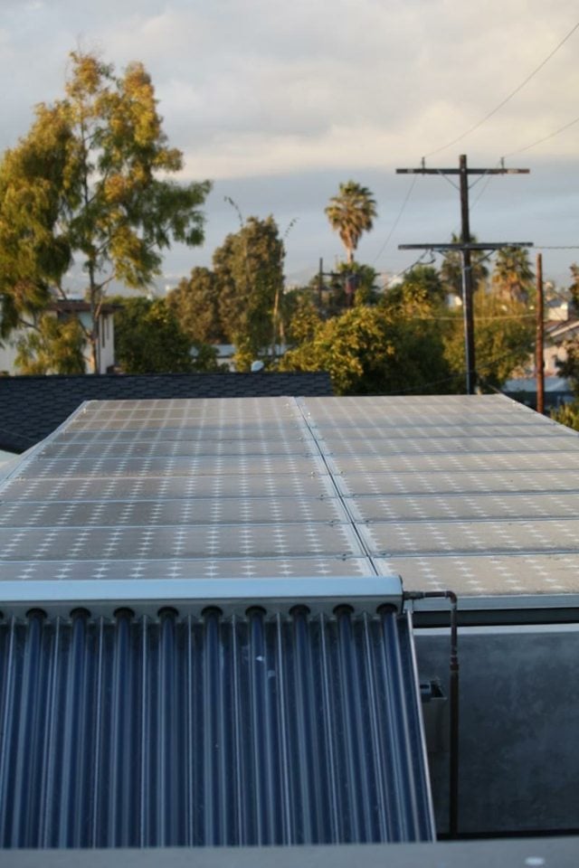 Dach bauen Heizsysteme Wasserheizung Solarzellen