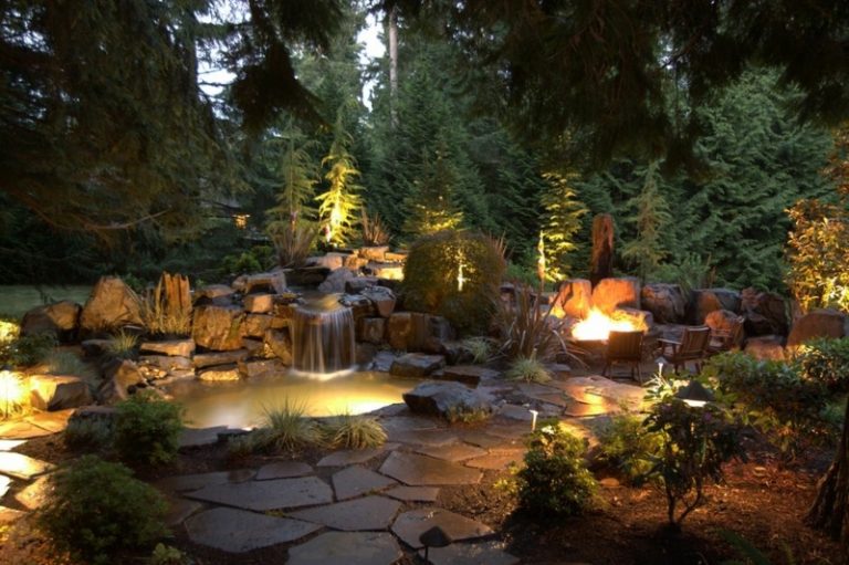 Wasserfall-Garten-Beleuchtung-LED-Naturstein-Gehwegplatten