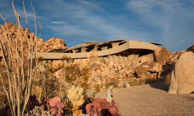 architektur meisterwerk-wüstenhaus Design rippen konstruktion extravagant