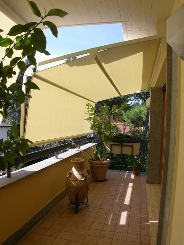 balkon markisen sonnenschutz vertikal pflanzen